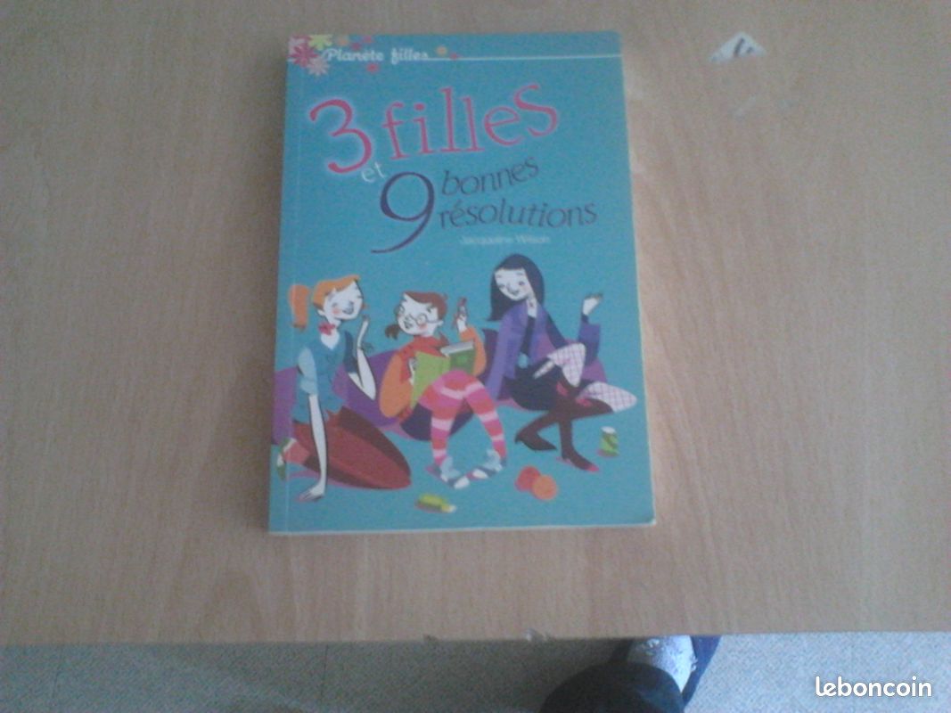 Livre 3 filles et 9 bonnes résoltions (image 1)