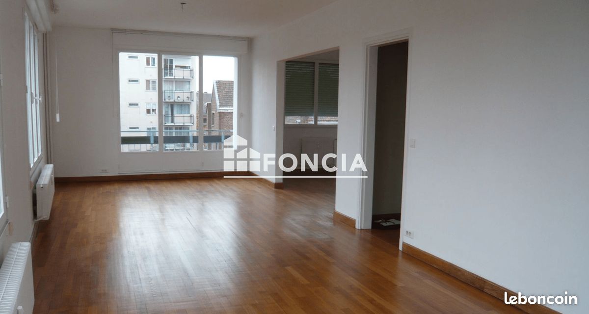 Appartement 3 pièces 107 m² · à Valenciennes · 107 m² · 1 000 €/mois