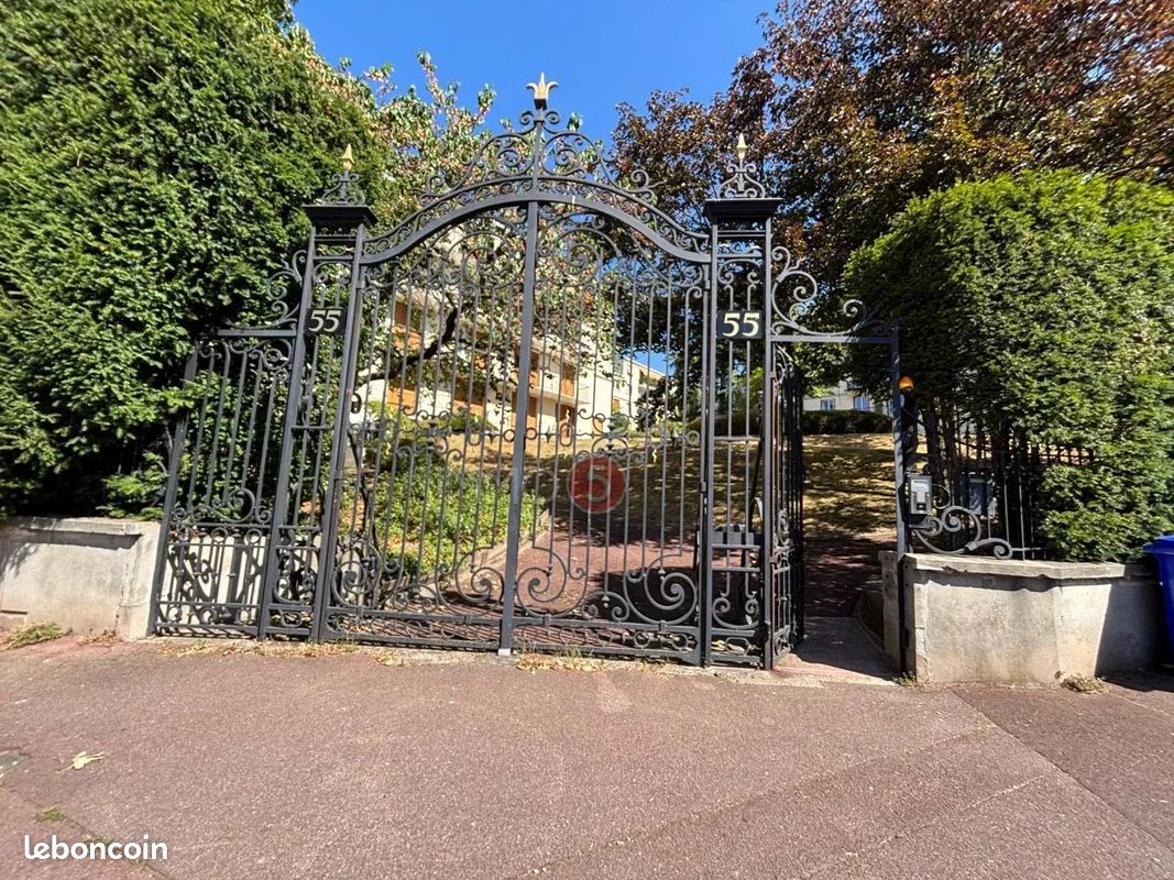 Appartement 5 pièces 110 m² · à Le Raincy · 110 m² · 350 000 €