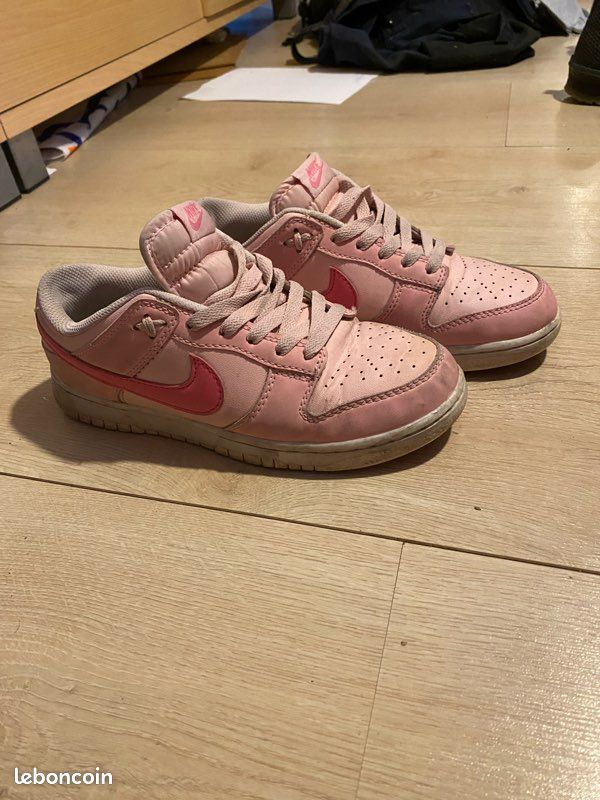 Air force 1 rose (image 1)