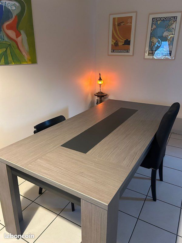 Table de salon Gami (image 1)