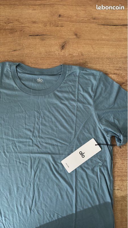TEE shirt Alo (image 1)
