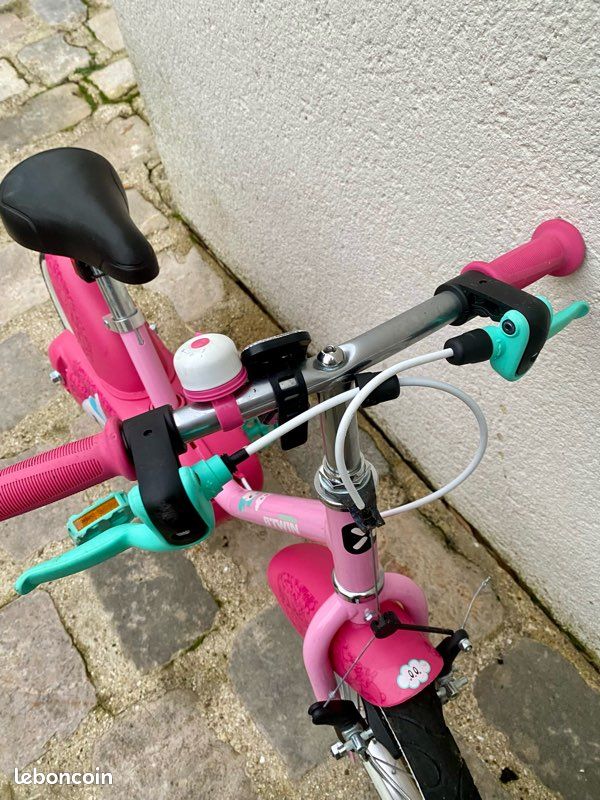 Btwin Unicorn Bike With Stabilisers Kids Cycle Hotsell Years 14 Inch