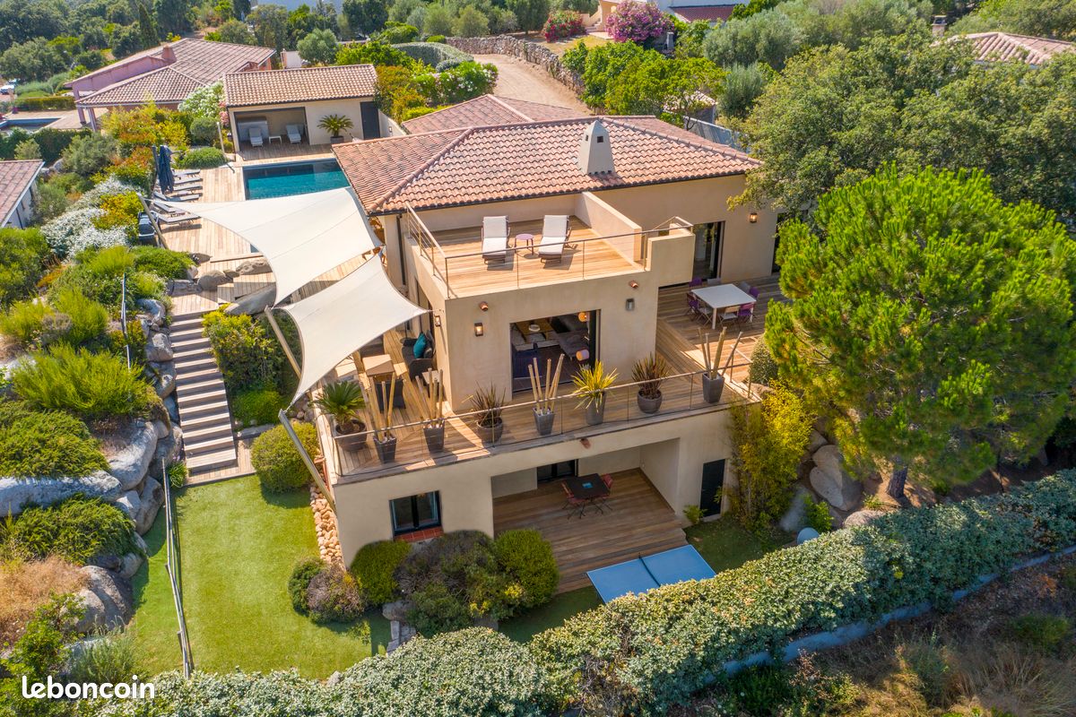 Maison 8 pièces 230 m² · à Zonza · 230 m² · 1 500 000 €