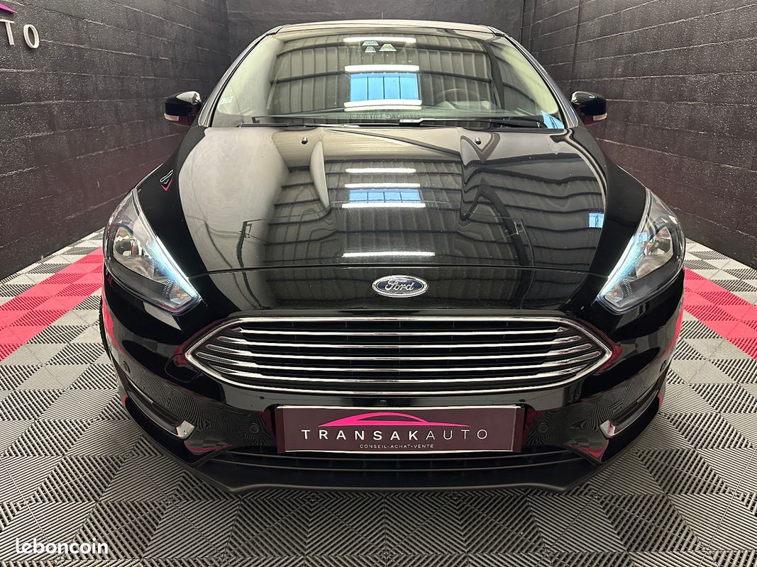 FORD FOCUS 1.0 EcoBoost 125ch Titanium (image 2)