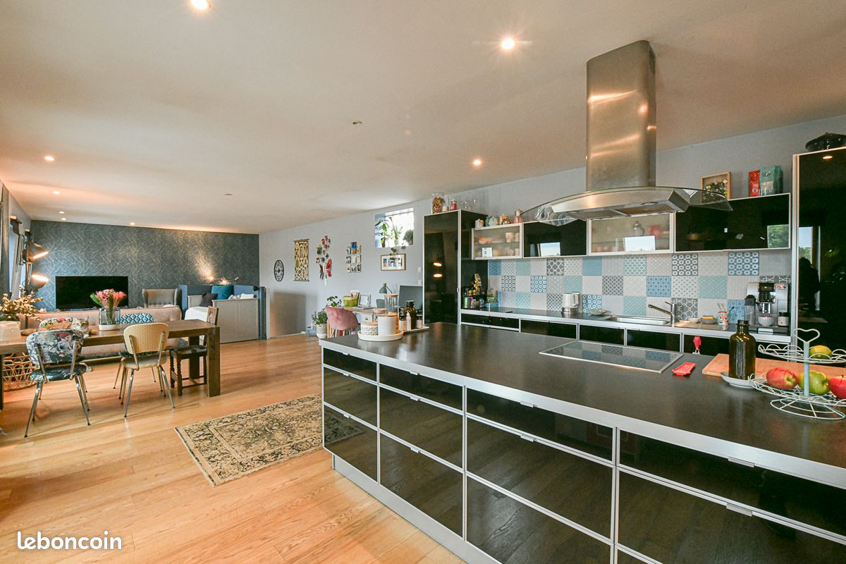 Maison 3 pièces 93 m² · à Bordeaux · 93 m² · 438 000 €