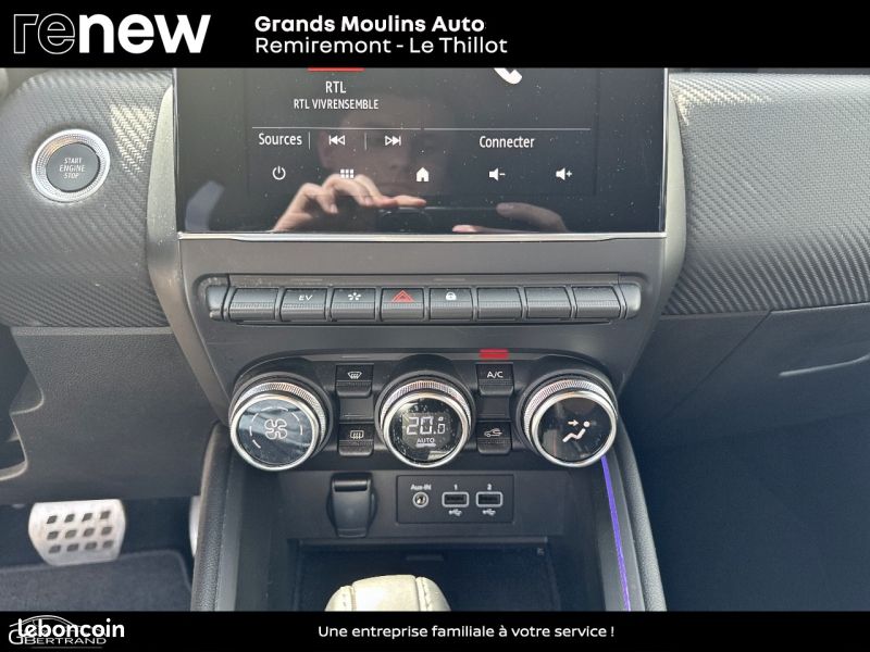 Renault Clio 1.6 E-Tech hybride 145ch RS Line (image 9)
