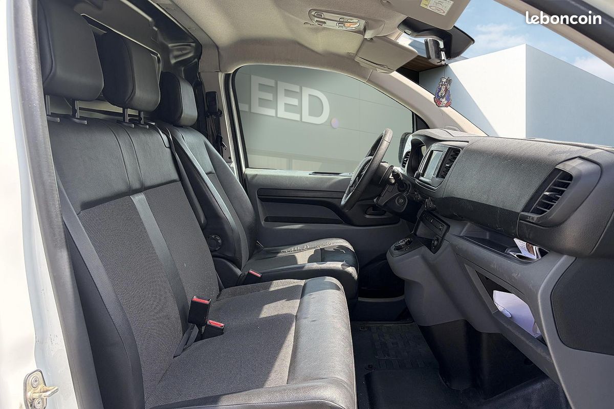 PEUGEOT EXPERT 2.0 BlueHDi -177 EAT8 CAMERA (image 8)