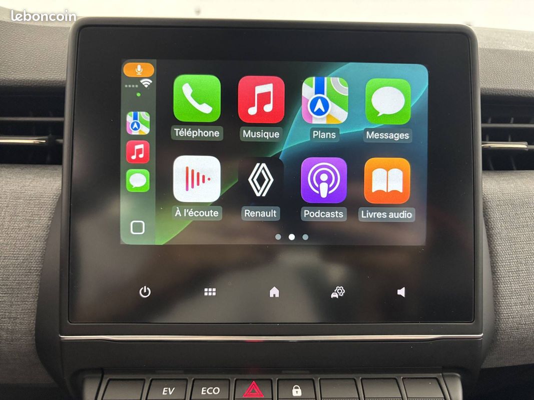 RENAULT Clio E-Tech full hybrid 145 ch GSR2 Evolution (image 24)