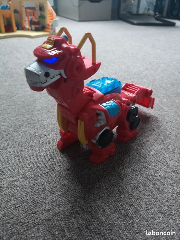 Dragon playskool Transformer robot lumineux et sonore (image 1)