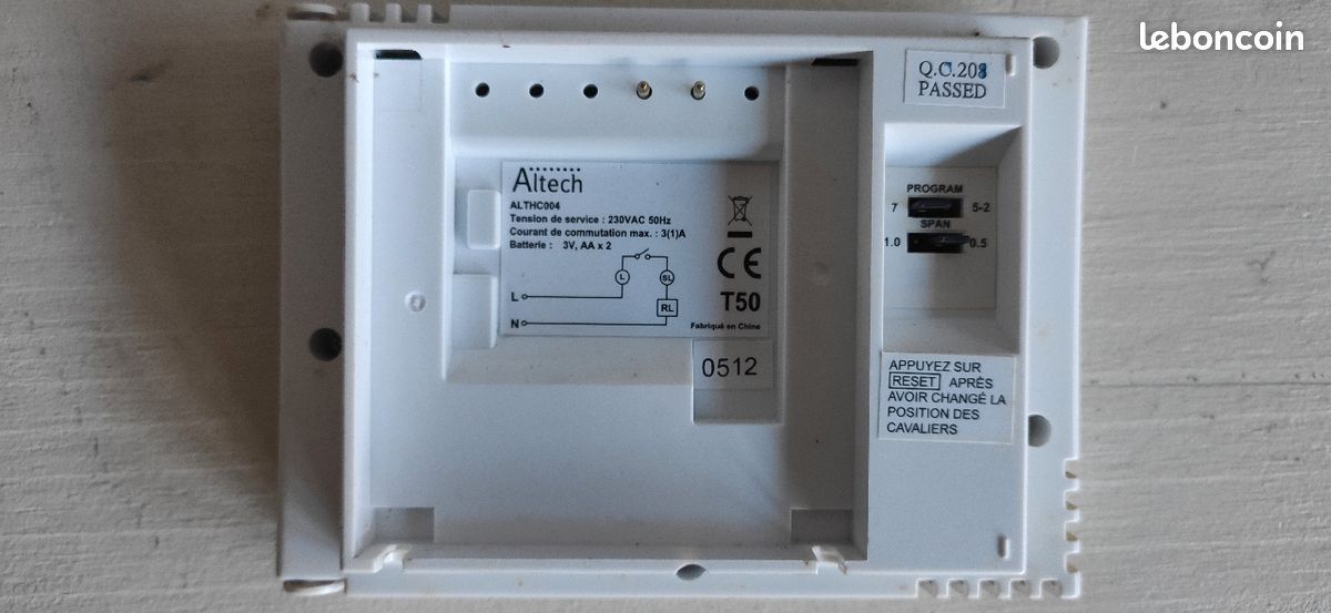 Thermostats (image 3)