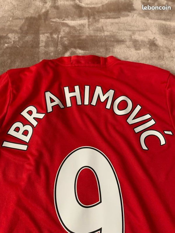 Maillot Manchester United vintage floqué Ibrahimovic (2017-18