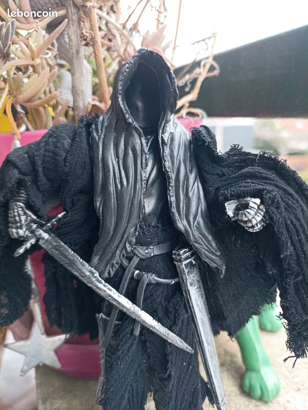SEIGNEURS des ANNEAUX 2003 / 2 NAZGUL CAVALIER NOIR sans TÊTE 2 FIGURINES (image 4)