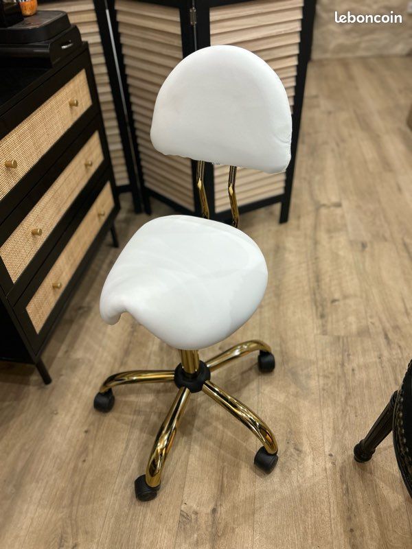 Fauteuil (image 2)