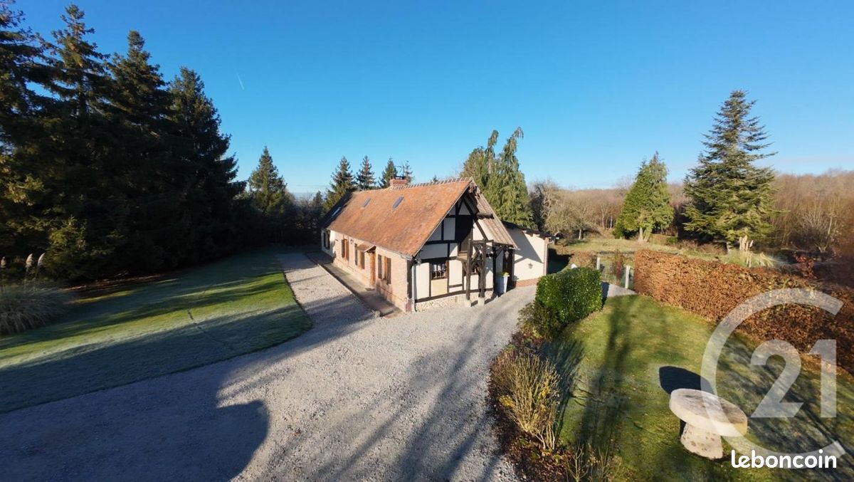 Maison 6 pièces 140 m² · à La Haye-Saint-Sylvestre · 140 m² · 334 500 €