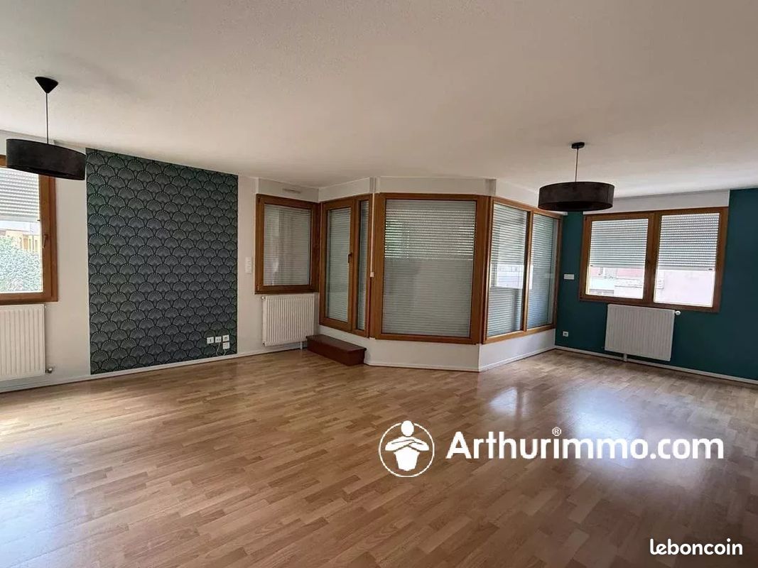 Appartement 3 pièces 91 m² · à Belfort · 91 m² · 932 €