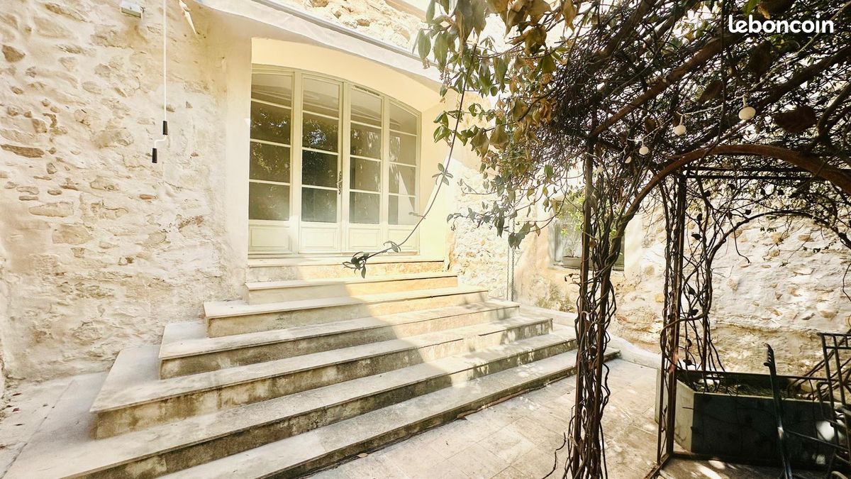 Maison 3 pièces 60 m² · à Aramon · 60 m² · 853 €/mois