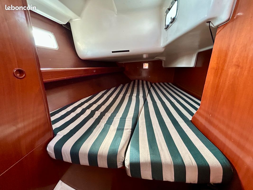 BENETEAU OCEANIS 361 CLIPPER avec place de port (image 4)