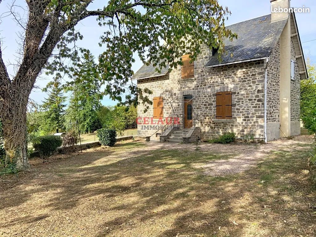 Maison 5 pièces 134 m² · à Sainte-Fortunade · 134 m² · 725 €/mois