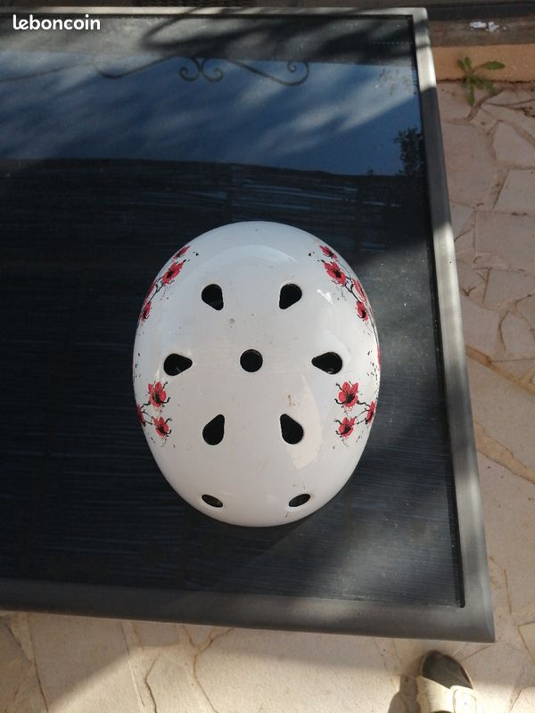 Casque fille velo (image 1)