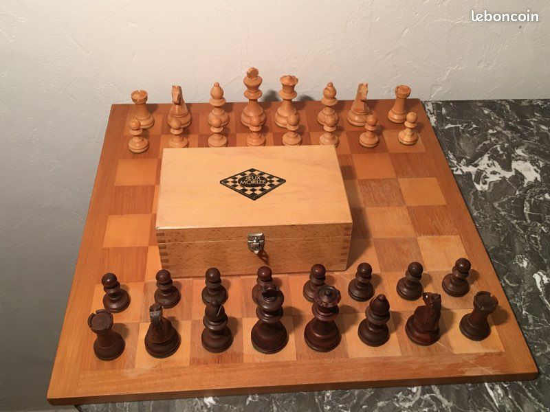Jeu d'échecs Chavet plombé et feutré - Collection