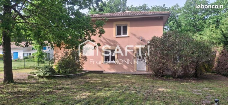 Propriété 4 pièces 178 m²