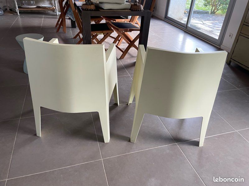 Vendre 2 petits fauteuils jaunes en résine extérieur possible [ trou pour évacuation de l’eau de Conran shop (image 5)