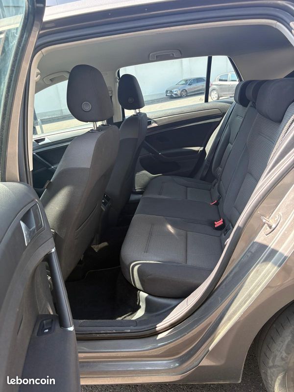 Volkswagen Golf VII 1.2 TSI Comfortline BlueMotion Tech (image 9)