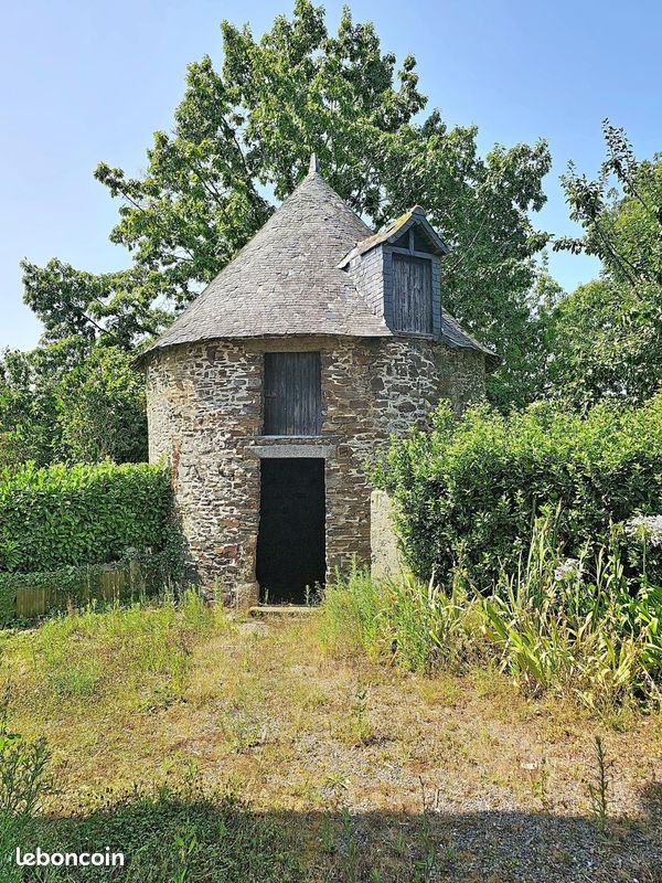 Maison 5 pièces 98 m² · à Dol-de-Bretagne · 98 m² · 240 000 €