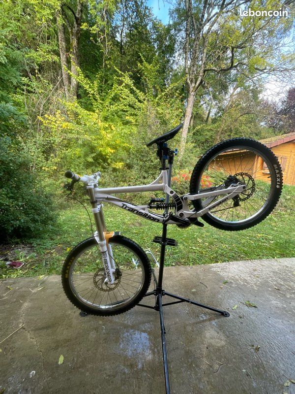 Vélo De Descente Transition TR450 Taille M - Fourche Double Couronne 26 Pouces - Occasion