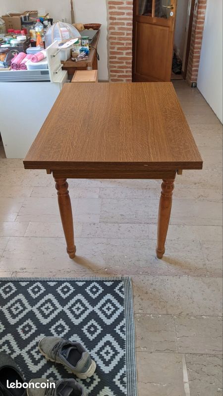 Table à manger+ rallonge+ chaises x4 (image 3)