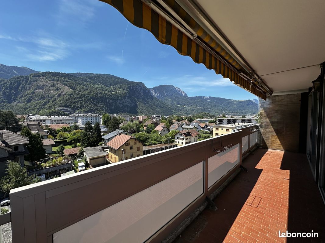 Appartement 4 pièces 96 m² · à Cluses · 96 m² · 227 900 €