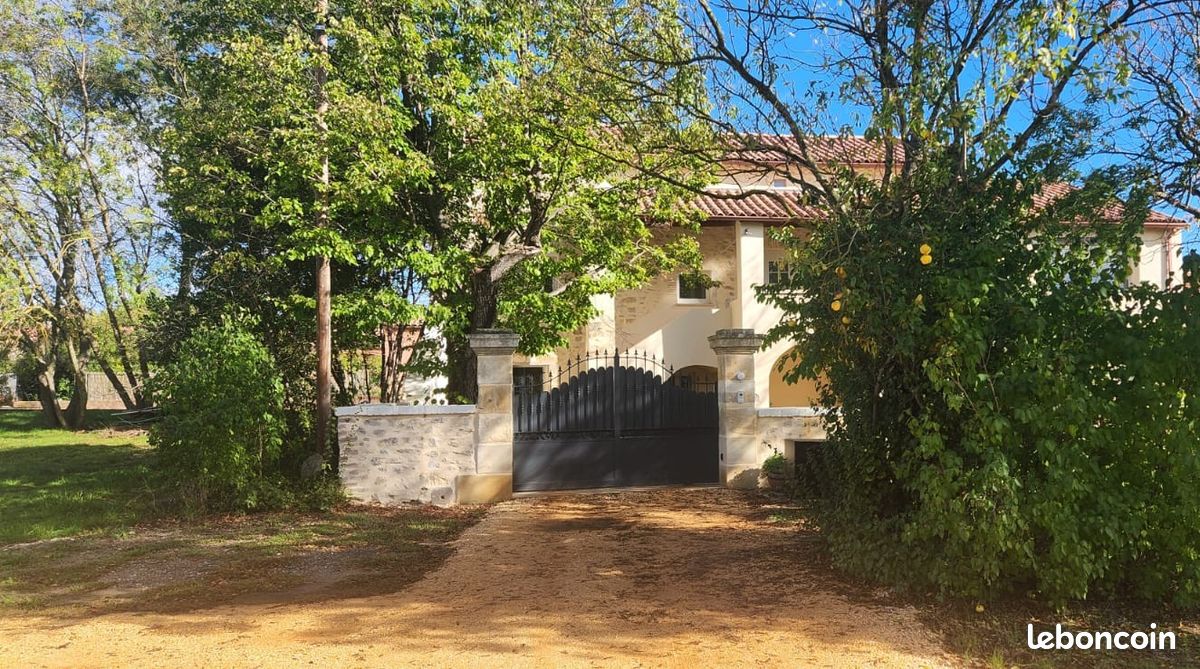Maison 4 pièces 138 m² · à Alès · 138 m² · 1 243 €/mois