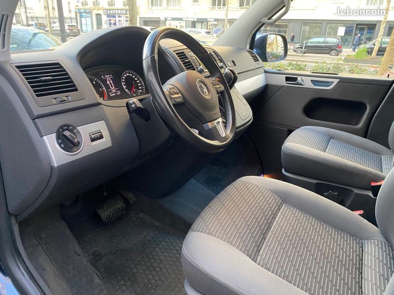 Volkswagen MULTIVAN 2.0 TDI 180CH BLUEMOTION TECHNOLOGY CONFORTLINE 4MOTION DSG7 (image 24)