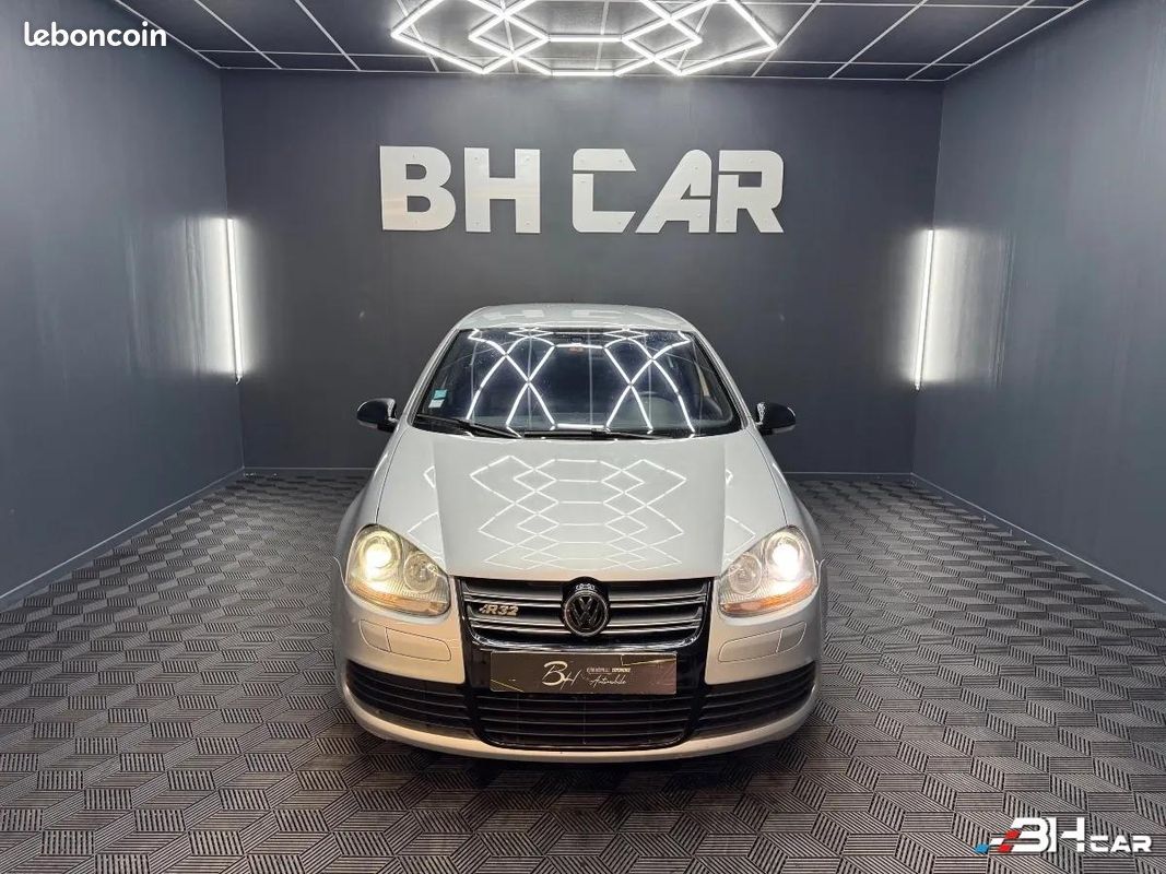 Volkswagen Golf 3.2 R32 250cv 4MOTION DSG BVA (image 3)