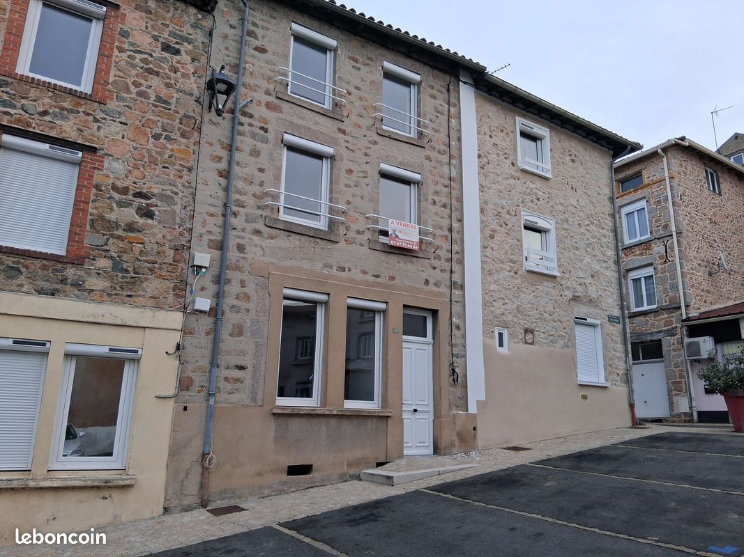 Maison 4 pièces 85 m² · à Panissières · 85 m² · 109 900 €