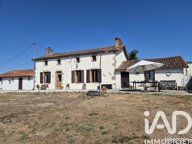 Propriété 7 pièces 174 m²