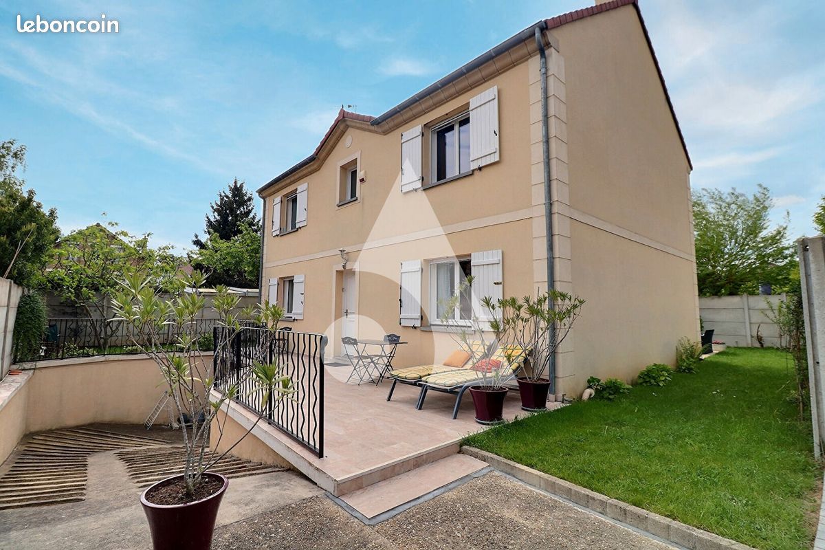 Maison 7 pièces 141 m² · à Franconville · 141 m² · 579 000 €