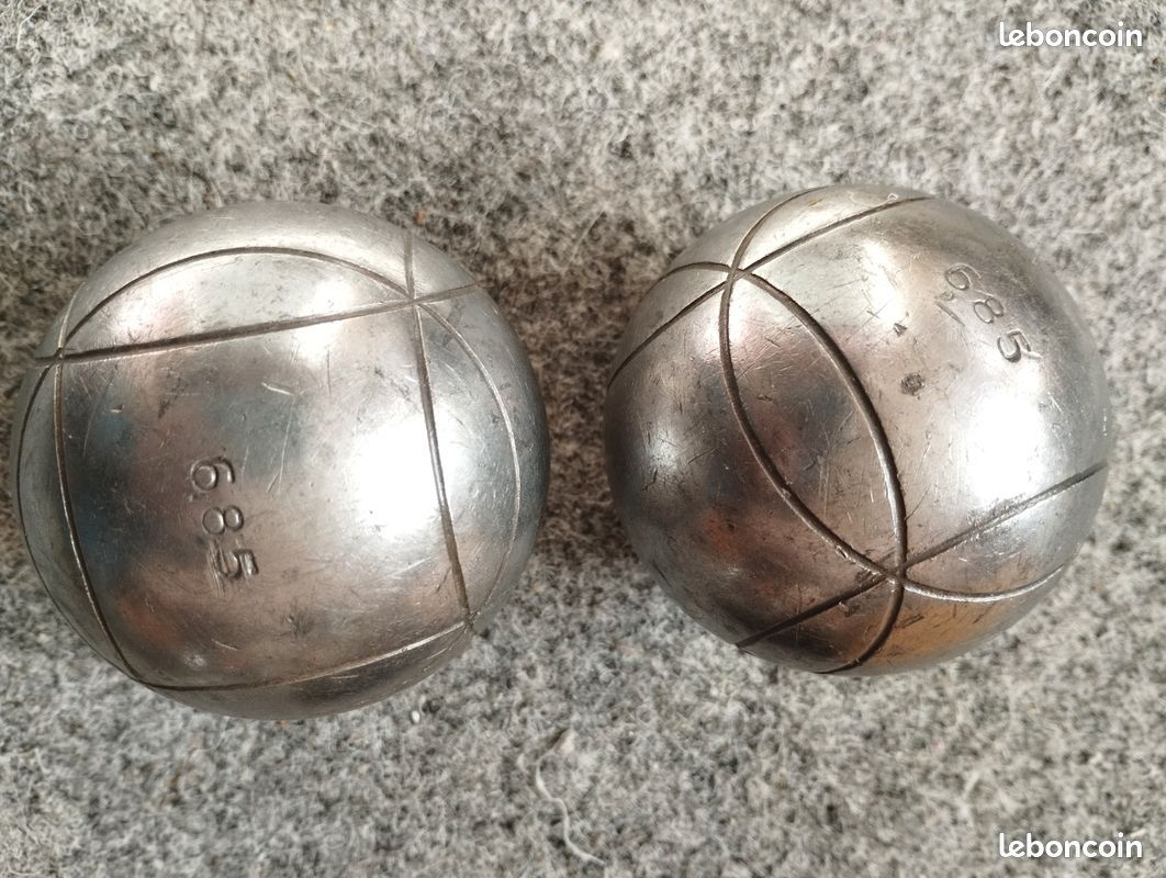 3 Boules Pétanque - JB pétanque - 2 étoiles - 720 gr - D =76