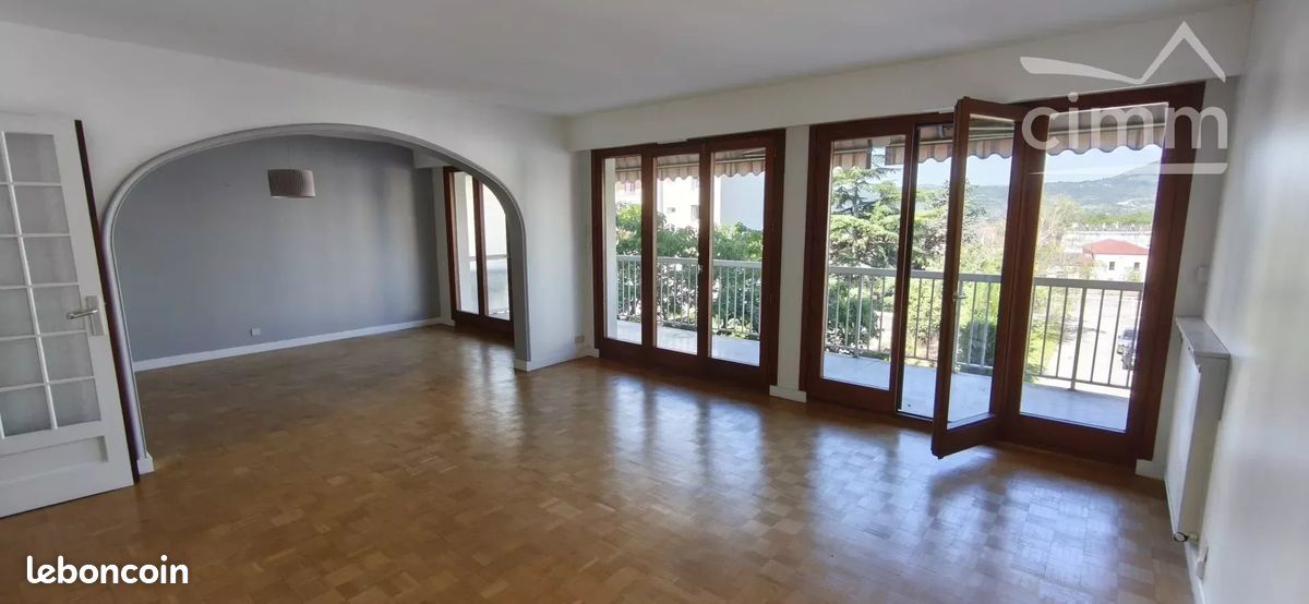 Appartement 114 m² · à Valence · 114 m² · 1 243 €