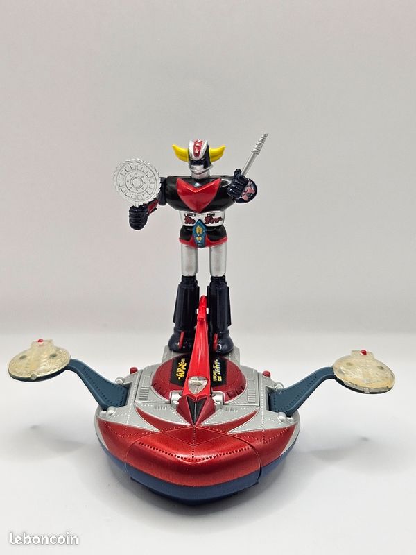 Catalogue Gashapon Goldorak Grendizer Popy/Bandai 2002 - Pièce De Collection Japonaise Rare - Occasion Sans Emballage