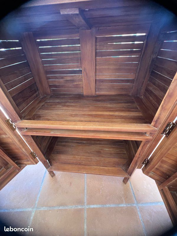 Bar en bois exotique (image 7)