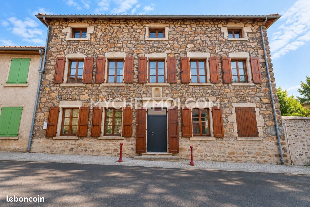 Maison 7 pièces 300 m² · à Rosières · 300 m² · 299 000 €