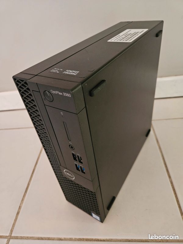 Pc de bureau reconditionné Dell Optiplex 3050 SFF - Intel Core i3-7100 Pc de bureau reconditionné Dell Optiplex 3050 SFF - Intel Core i3-7100