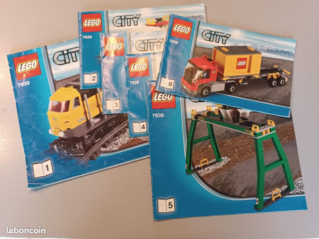 Lego City 7939 Le train de marchandises Jeux Jouets