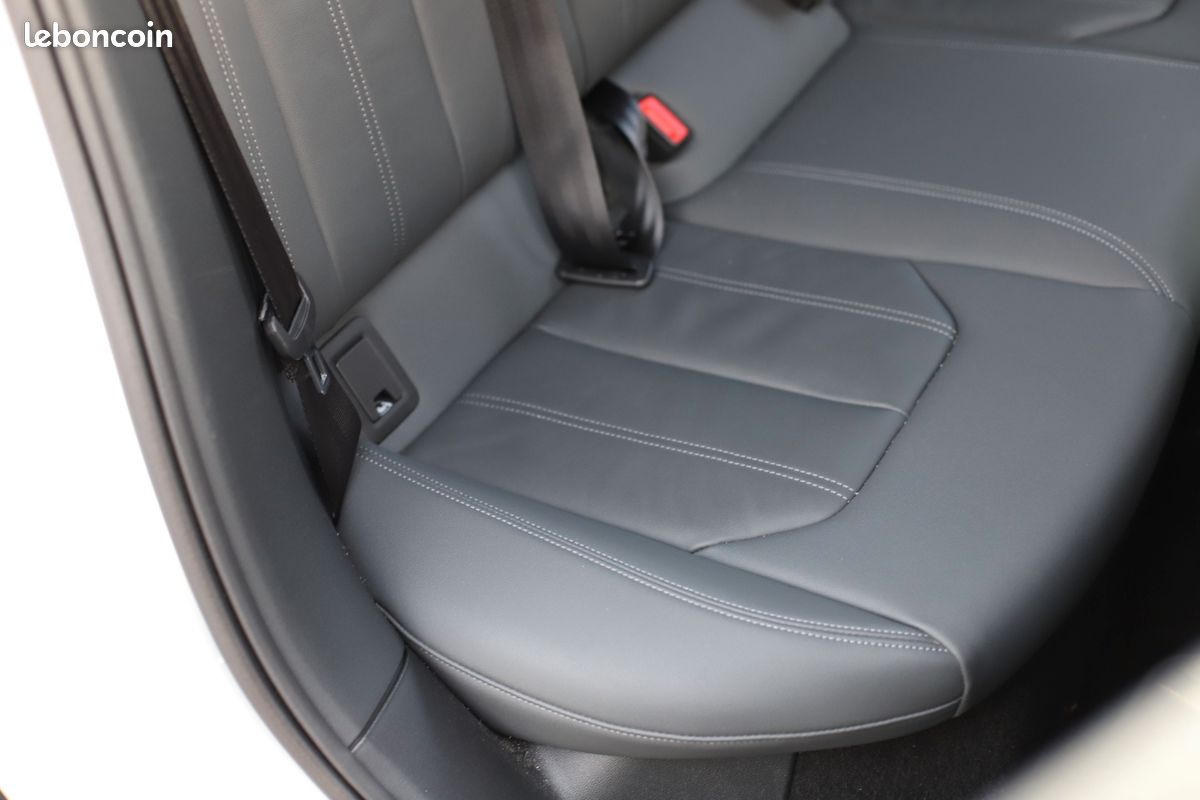 AUDI A1 ALLSTREET 30 tfsi 110 ch s tronic 7 design luxe (image 25)