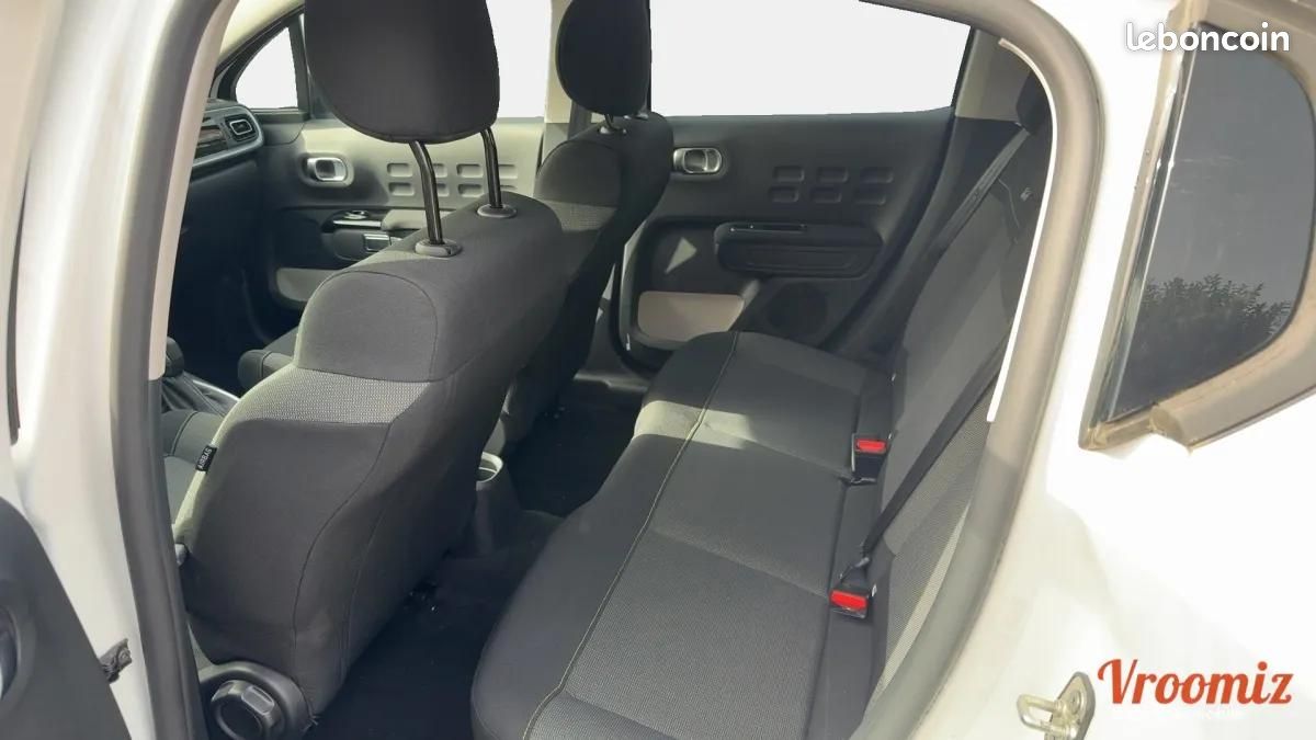 Citroen C3 GENERATION-III 1.2 PURETECH 110 SHINE EAT BVA *CCR*-5ANS*10490*EXPORT*ALGERIE*17 (image 9)