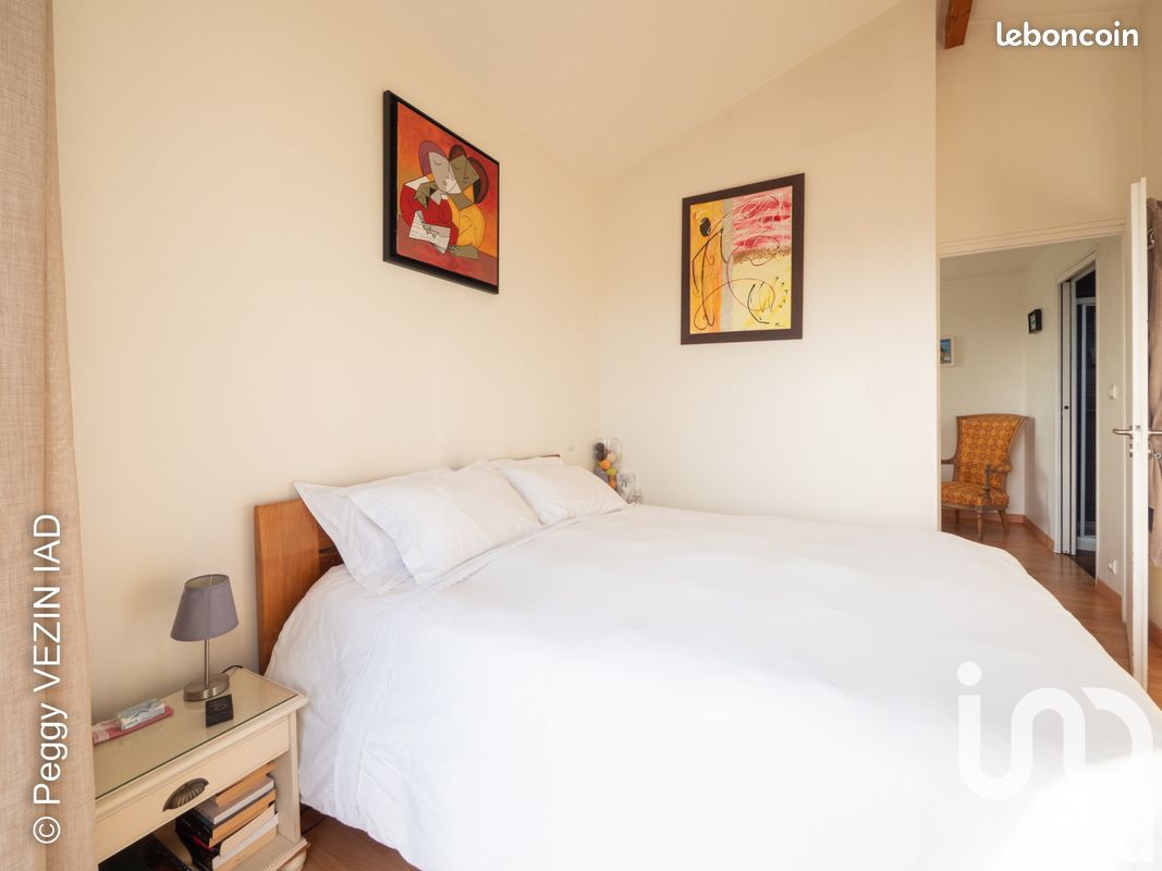 Propriété 5 pièces 160 m² - Lagord 17140 (image principale 5)