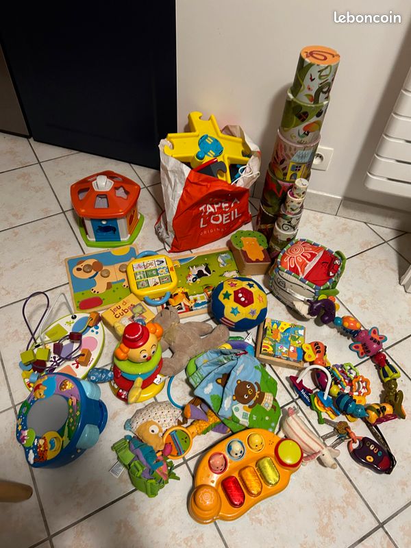 Lot jouet enfants (image 1)
