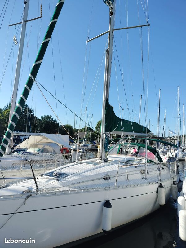 OCEANIS 351 (1997 VERSION) (BENETEAU) — View photo 1